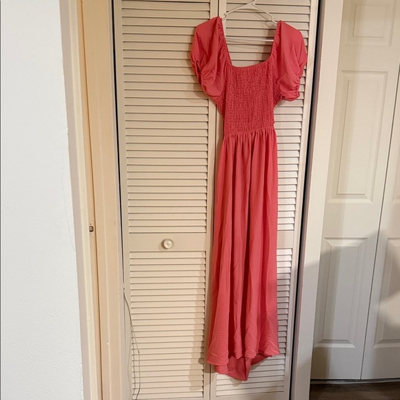 Pie In The Sky Dresses & Skirts - Chic Coral Maxi Dress with Puff Sleeves
